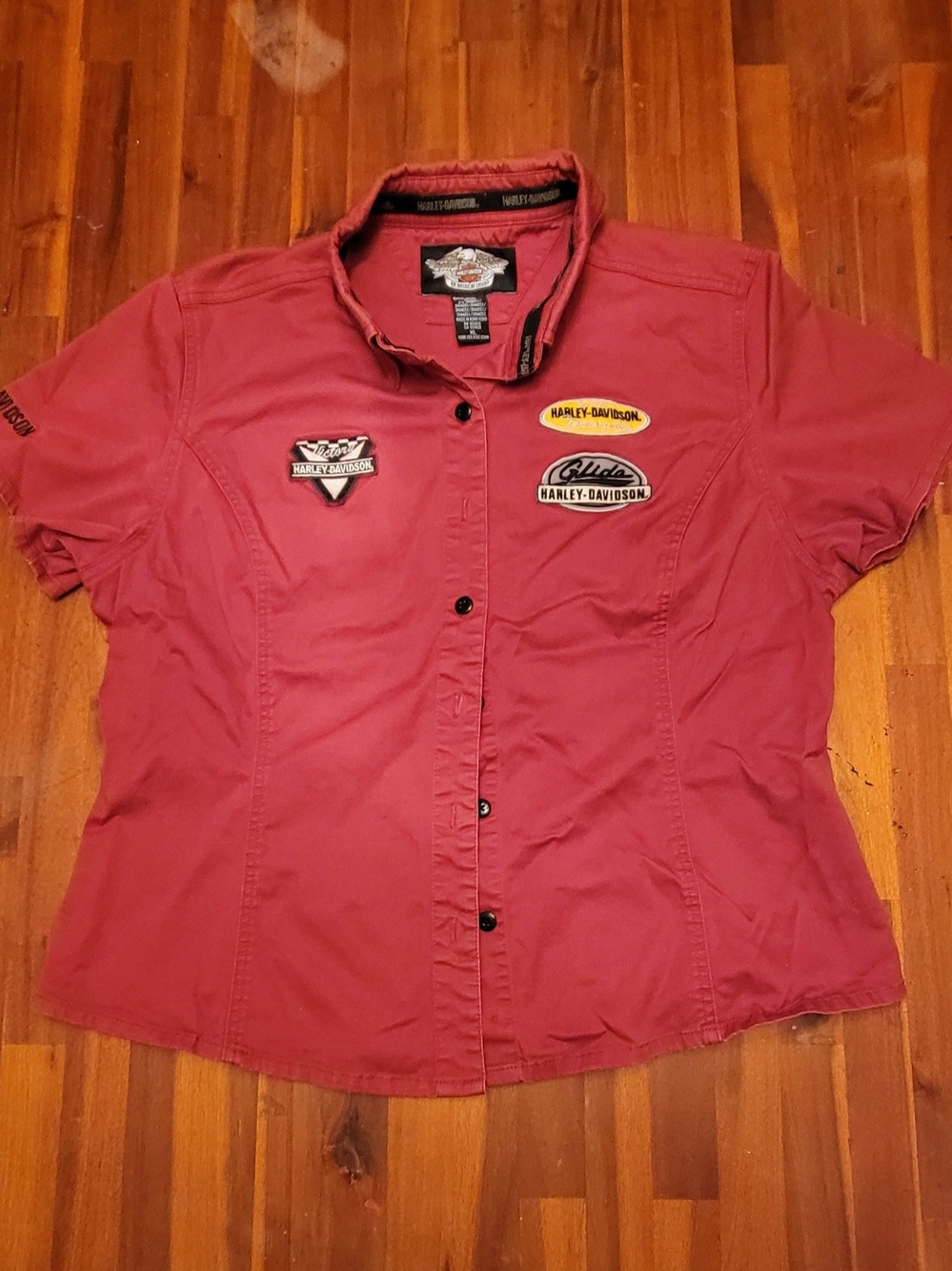 Harley-Davidson Womens ShortSleeve Red Button-Up Shirt Garage Style With Patches